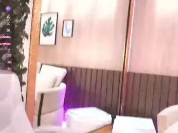 Chaturbate Live Sex Cam of selenebanks