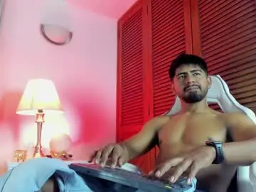 Chaturbate Private Sex Chat of noahbrooks1