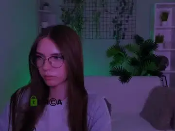 Chaturbate Free Porn Cam of emilia_fly
