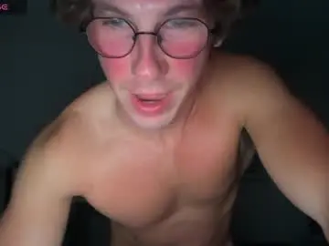 Chaturbate Nude Webcam of mizzo001