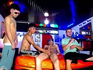 Chaturbate Sex Chat of flyckers