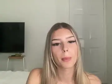 Chaturbate Watch Live Sex Cams of lunaurfav2007
