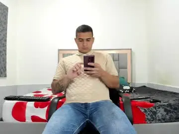 Chaturbate Watch Live Sex Cams of simonkeler
