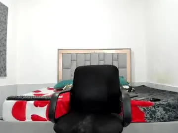 Chaturbate Best live sex cam show of simonkeler