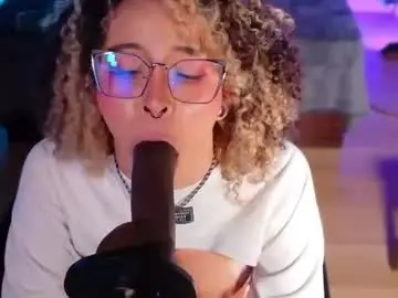 Chaturbate Sex Cam of emma_nakamura