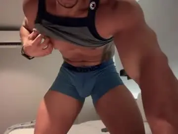 Chaturbate Live Sex Cam of frank_heaven_shore