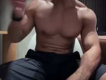 Chaturbate Live Sex Cam of frank_heaven_shore