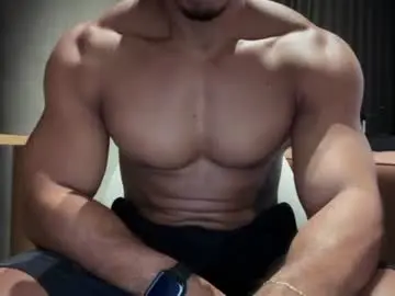 Chaturbate Live Sex Cam of frank_heaven_shore