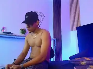 Chaturbate Watch Live Sex Cams of bick_jhonn