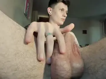 Chaturbate Best live sex cam show of kevin_hornyyy