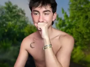 Chaturbate Best live sex cam show of sweettaaron