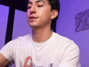 Chaturbate Free Live Porn of sweettaaron