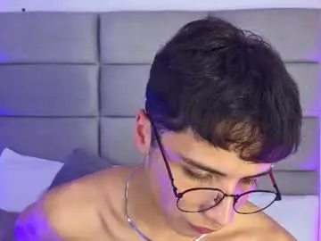 Chaturbate Live Sex Cam of joshclaarktt