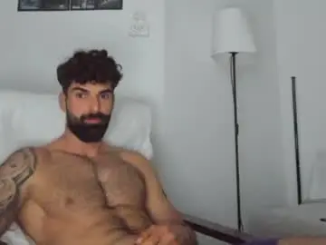 Chaturbate Live Porn of cuteeboy