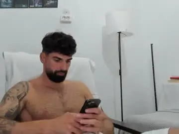 Chaturbate Live Porn of cuteeboy