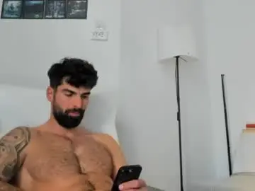 Chaturbate Live Porn of cuteeboy
