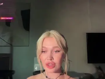 Chaturbate Private Sex Chat of golden_alinee