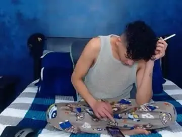 Chaturbate Free Porn Cam of matthew_hawk19