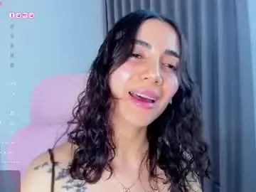 Chaturbate Live Sex Cam of sara_ospina22