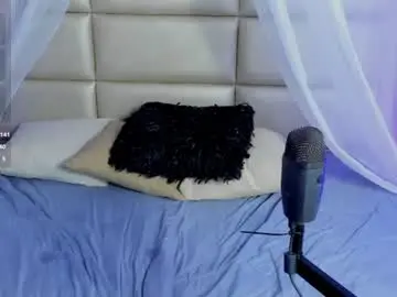 Chaturbate Free Live Porn of lia_fairy