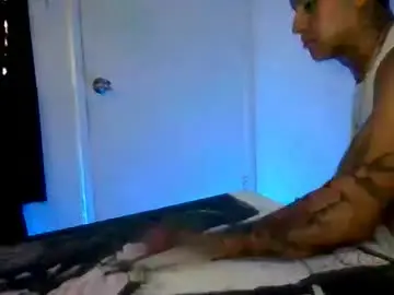 Chaturbate Adult Webcams of luisjg24hrs