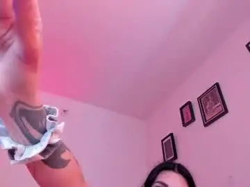 Chaturbate Free Porn Cam of romantik_doll