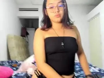 Chaturbate Nude Webcam of sophia_and_gael