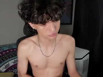 Chaturbate Live Sex Cam of halan_jr