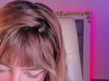 Chaturbate Live Sex Cam of hellen__smith_
