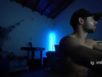 Chaturbate Live Sex Cam of mrlouiss