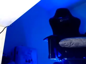 Chaturbate Watch Live Sex Cams of woondeer17