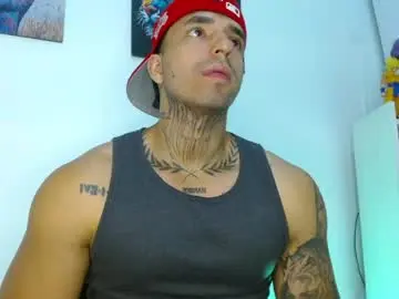 Chaturbate Watch Live Sex Cams of darius_phoenix