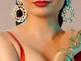 Dscgirls Adult Video Chat of RosyCurvy