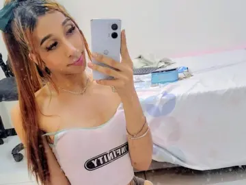 Imlive Live Sex Cam of DanielaSlutt