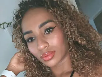 Imlive Sex Chat of ShairaBrown