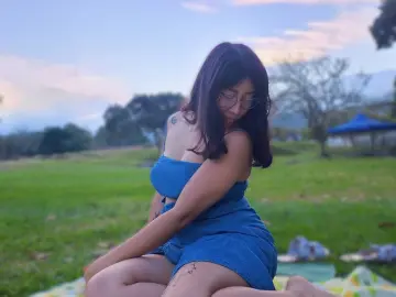 Imlive Live Sex Cam of Andromeda_