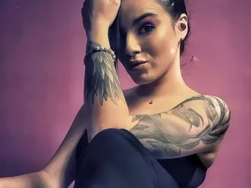 Imlive Sex Cam of Izabel