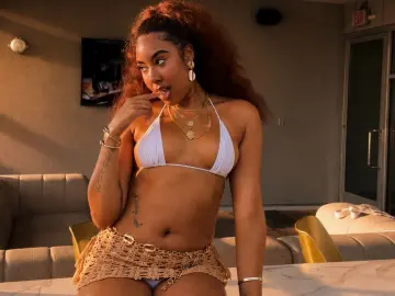 Imlive Watch Live Sex Cams of SaleneTheDream
