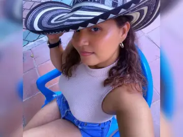 Livejasmin Free Porn Cam of LauraPhol