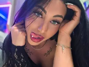 Myfreecams Sex Chat of HAZZELL