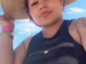 Myfreecams Live Sex Cam of sasha_blaire