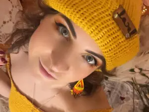 Myfreecams Nude Webcam of aliceisonfire