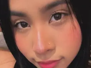 Myfreecams Live Sex Cam of SophieW1