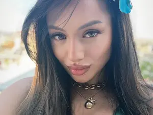 Myfreecams Nude Webcam of Kaylalaine