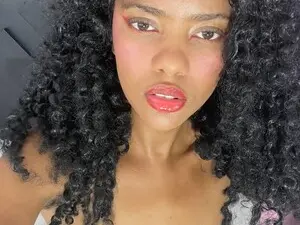 Myfreecams Live Sex Cam of LilaSoles