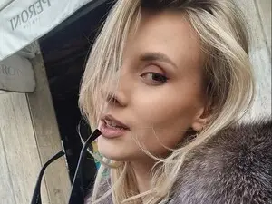 Myfreecams Live Sex Cam of MishelleBrizo
