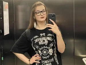 Myfreecams Live Sex of LunaXcherry