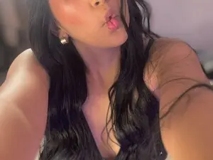 Myfreecams Adult Webcams of Lunarose_1
