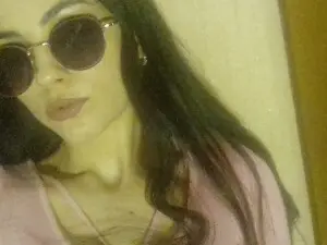Myfreecams Live Sex of Frioninny