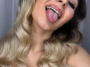 Myfreecams Live Porn of AnniaSummer